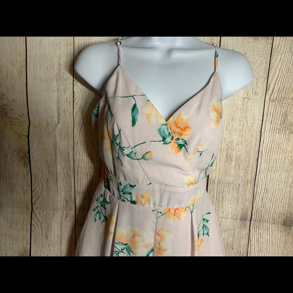 Romper Size Small - Picture 2 of 8